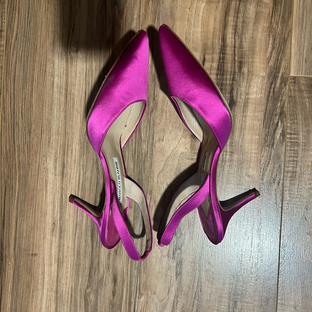 Manolo Blahnik Carolyne 70 Satin - Picture 4 of 6